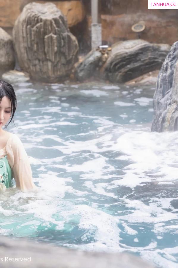 陈诗诗 诗诗 [XiuRen]高清写真图 2024.02.22 No.8128 诗诗kiki 性感美臀第15张图片